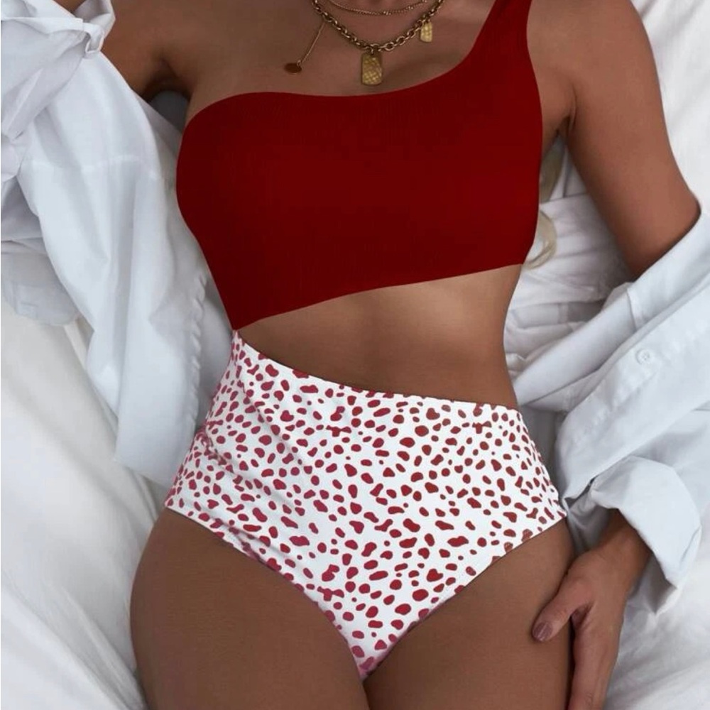 SHEIN Cut-out One Shoulder One Piece Swimsuit